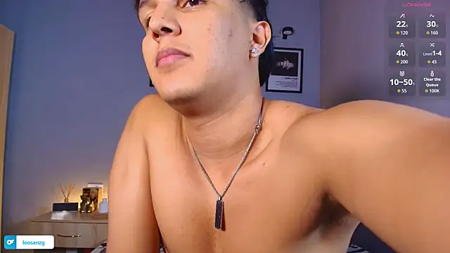 Leo_Savage_ webcam
