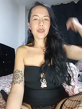 MiaForever1 webcam
