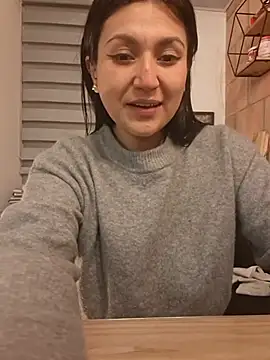 Magenta_Moon webcam