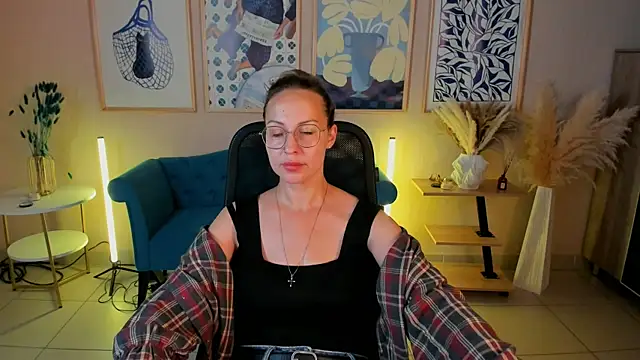 Charlotte_Hudson webcam