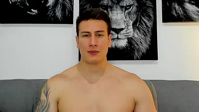 AlexHarrington webcam