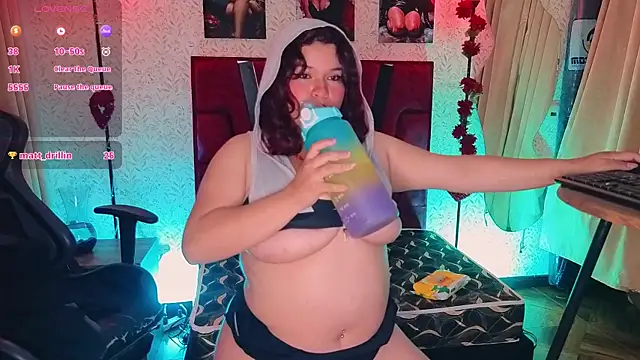sky_yara webcam