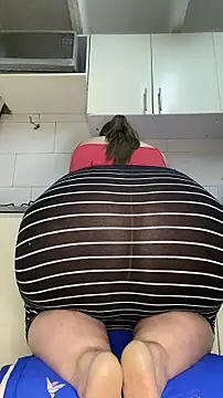 Chloee_Peach webcam