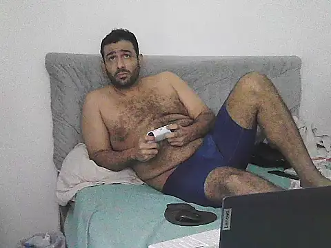 alphalatinobearx webcam