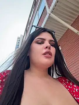 amelliadiamond (F young) - Naked boobs slap in publike