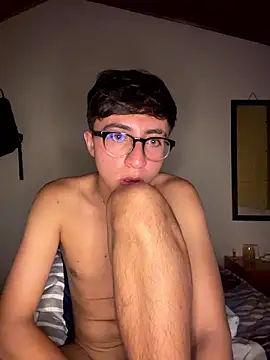 CamiRojas_boy webcam