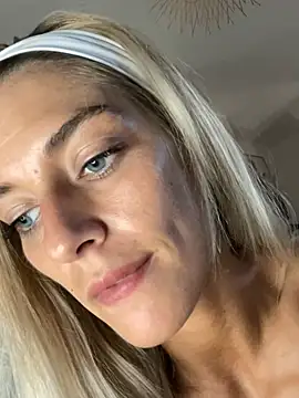Bellalolahot