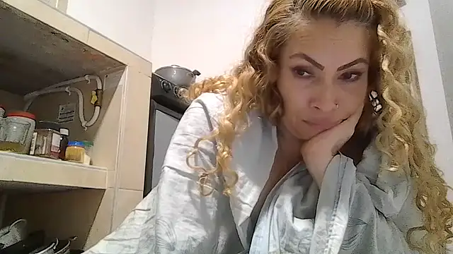 layla-astrum - Layla-Astrum's free webcam - UK Sex Cams
