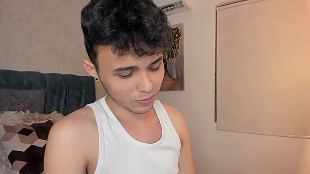 Alhan_Twink live webcam show