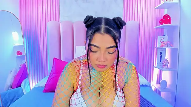ArianaRougee webcam