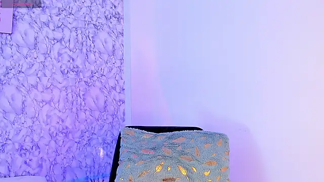 _karenestrada webcam