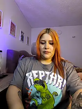 Kit_Cat live cam on StripChat