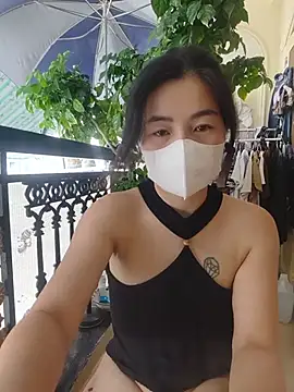 lyna_bl live webcam show