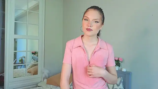 ArnettaStults live cam on StripChat