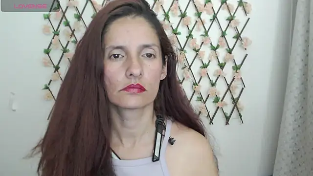 catalina_duran1 live cam on StripChat