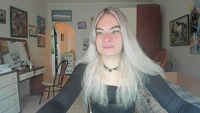 milliKira006 live cam on StripChat