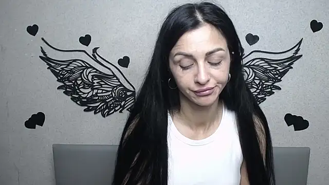 EvaClarkk live cam on StripChat