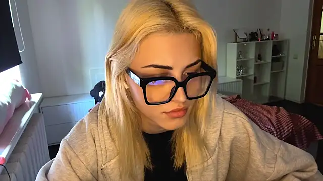 neweva_ webcam