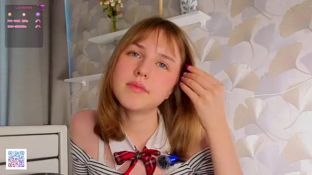 SunnySikarskie live webcam show