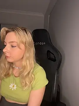 Lotttiee live webcam show