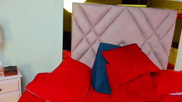 monic_sanders live webcam show