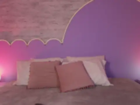 Freyaa_stone_ webcam