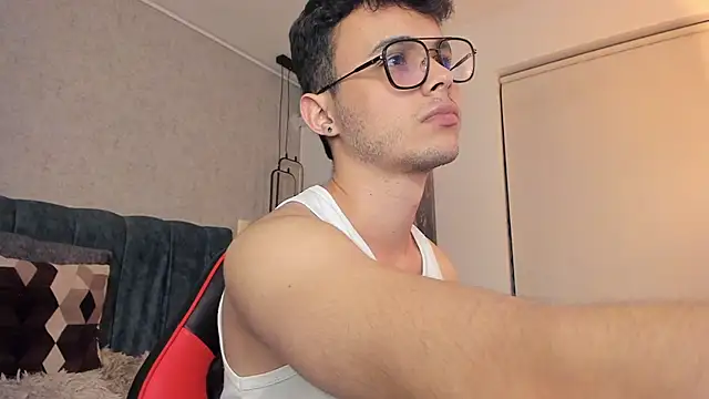 Alhan_Twink webcam