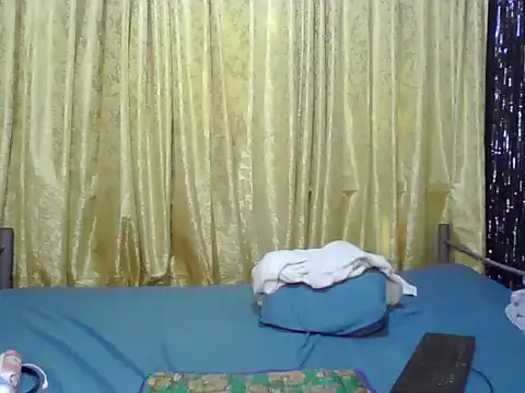 AthenaKisess webcam