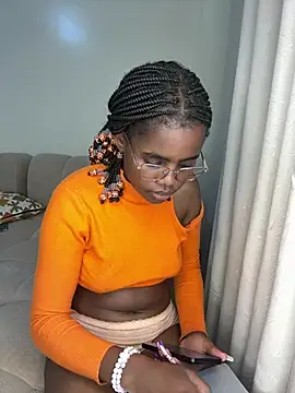 softglamqueen live cam on StripChat