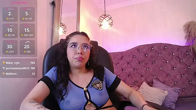 Amara_Davis1 webcam