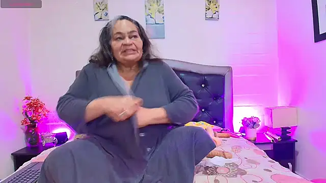 QueenMatturex webcam