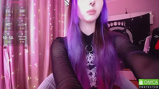 JustMeowGirl live cam on StripChat