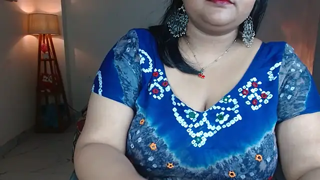 Naughty_Ayesha1 webcam