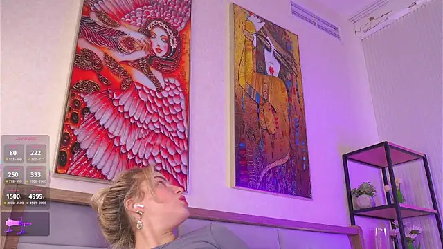 LiliBanger live webcam show