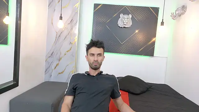 KingOfTemptation webcam