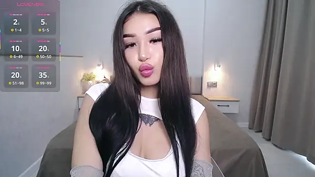 MavieLavie live webcam show