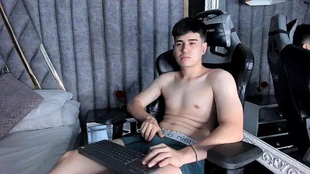 MilanMercier webcam
