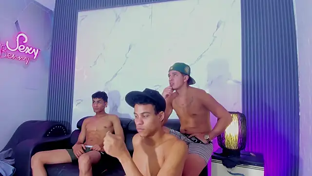 BOYS_IN_THE_EMPIRE live webcam show