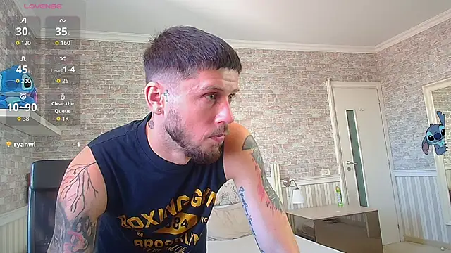 JonahShaw live cam on StripChat