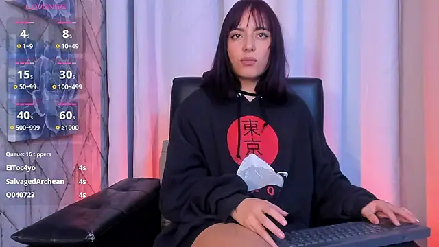 miahills__