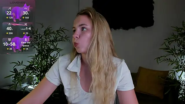 Linda__Bloom webcam
