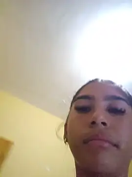 skinnyrox (F young) - Masturbacion con squirting