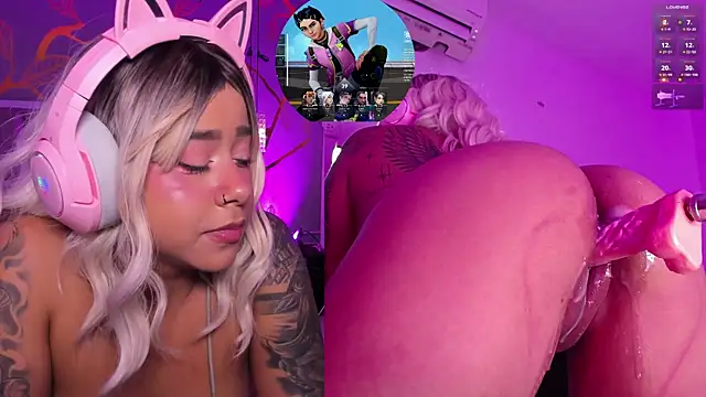 Gina_Kurt webcam