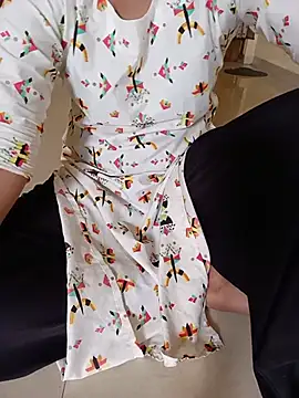 Seema_yadav01 live webcam