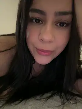 CuteKira7 webcam
