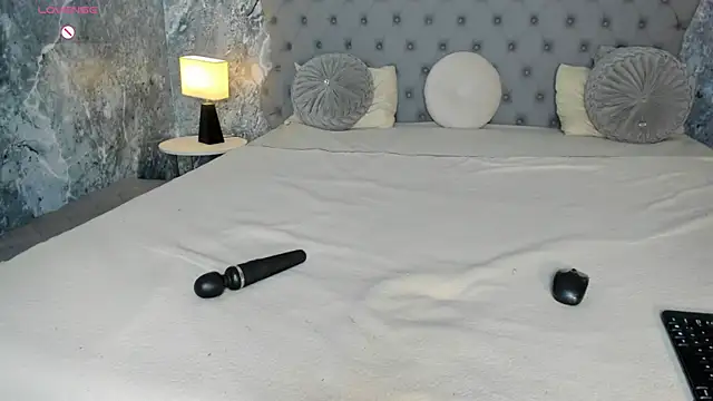 LucyLovelyy webcam