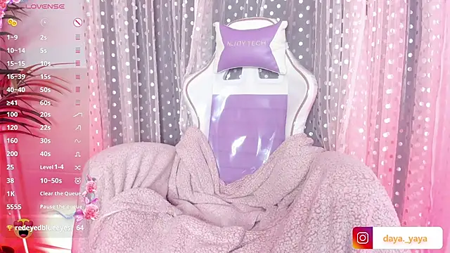 pinky__bunny webcam