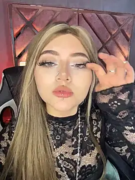 lya_nekko_ webcam