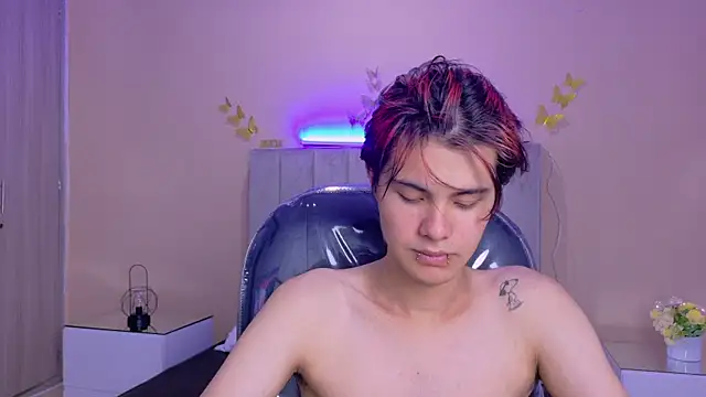 Derek_Sinn webcam