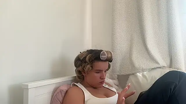 maisiesmithx live webcam show